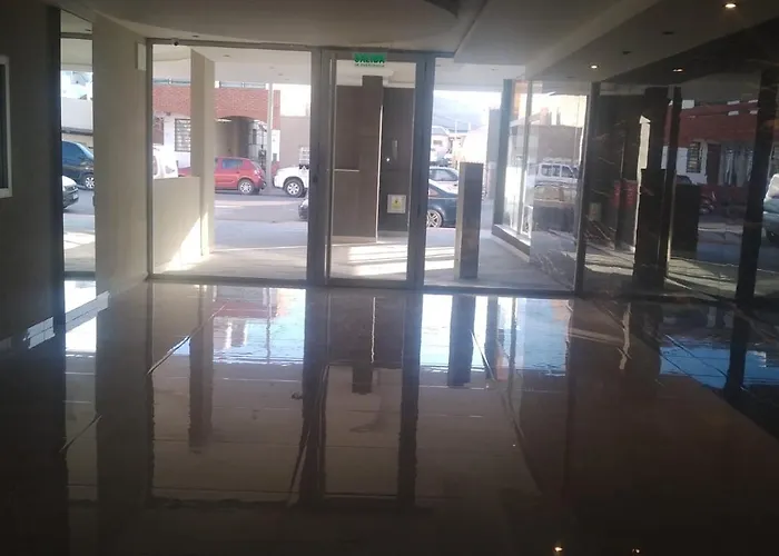 Amplio Estudio De Lujo Con Balcon Y Parrilla