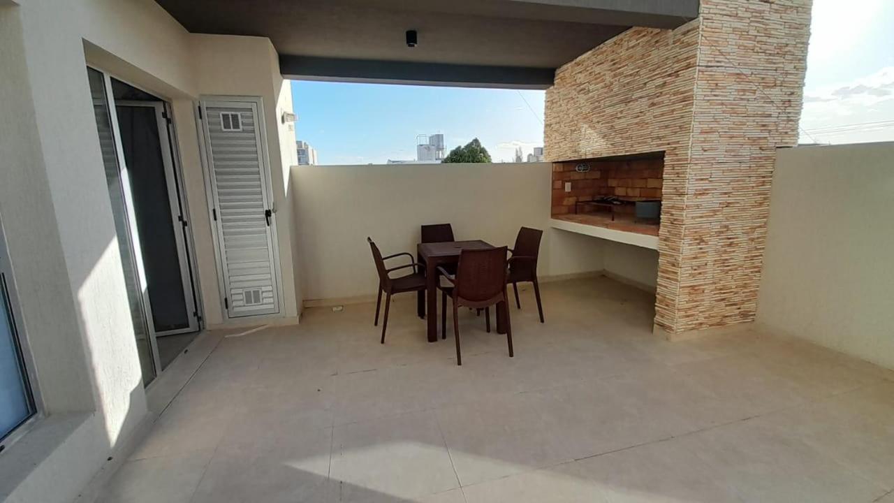 Amplio Estudio De Lujo Con Balcon Y Parrilla *